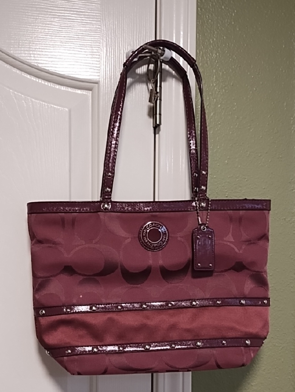 Coach Plum Signature Tote with Patent Trim G1220-F20014